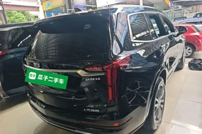Cadillac XT6