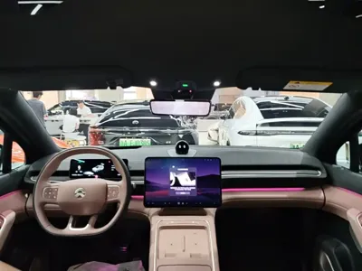 Nio EC6