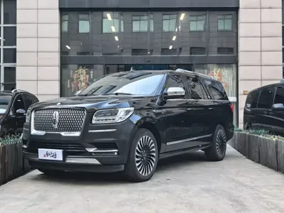 Lincoln Navigator