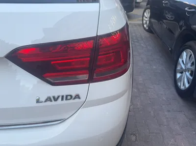Volkswagen Cross Lavida