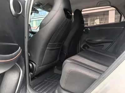 BYD e2