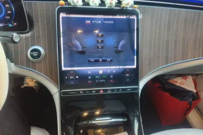 Mercedes-Benz EQE SUV