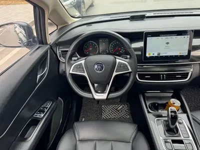 BYD MAX