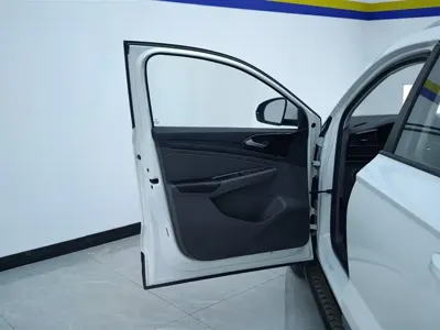 Jetta VS5
