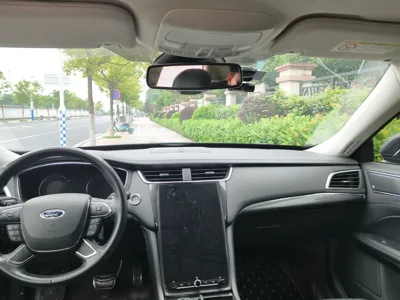 Ford Taurus