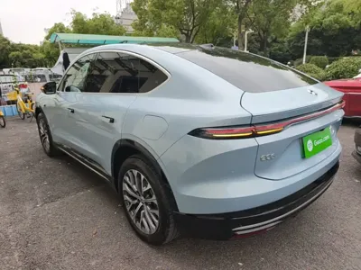 Nio EC6