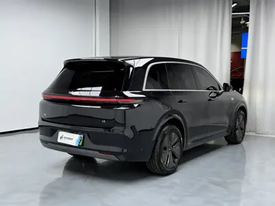 Li Auto Li L8