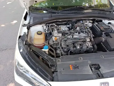 Roewe i5