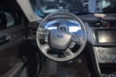 Ford Taurus