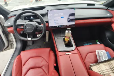 Xiaomi Auto SU7