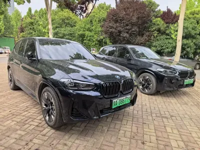 BMW iX3