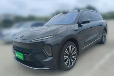 Nio ES8