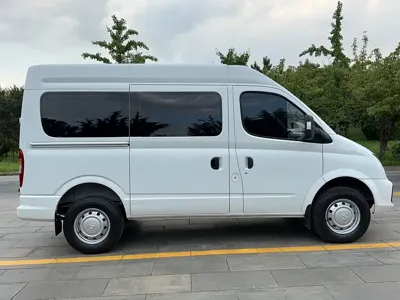大通 V80