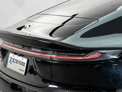 Nio ET7