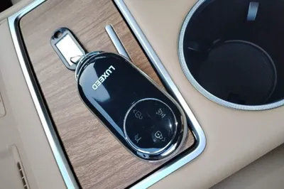 Hima Luxeed R7