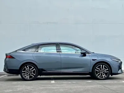 Xpeng P5
