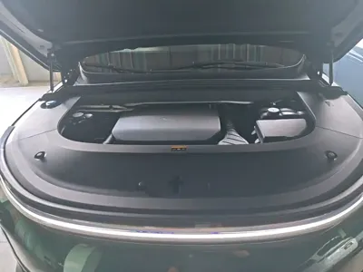 Li Auto Li L6