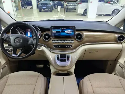 Mercedes-Benz V-Class