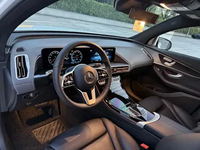 Mercedes-Benz EQC