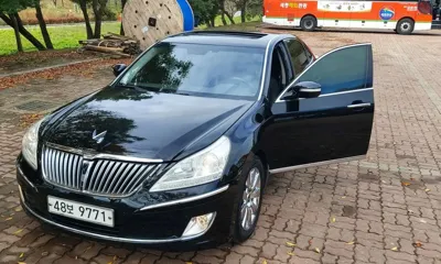 Hyundai Equus