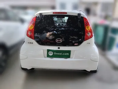 BYD F0