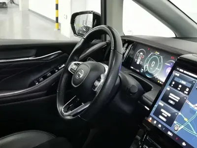 GAC Motor Trumpchi M8