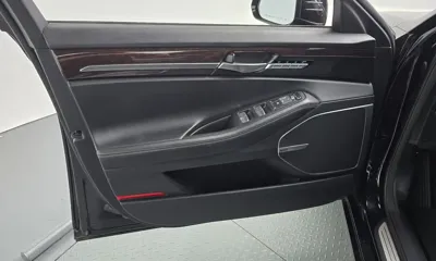 Genesis EQ900