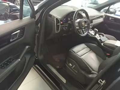 Porsche Cayenne Hybrid