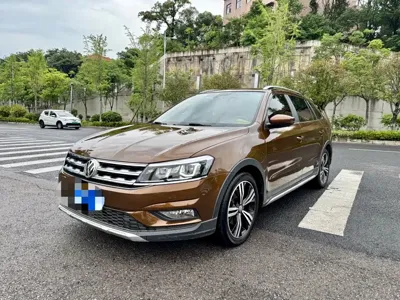 Volkswagen Cross Lavida