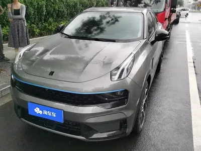 Lynk & Co 05