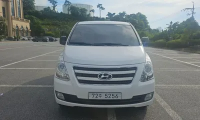 Hyundai Starex