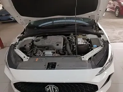 MG MG5
