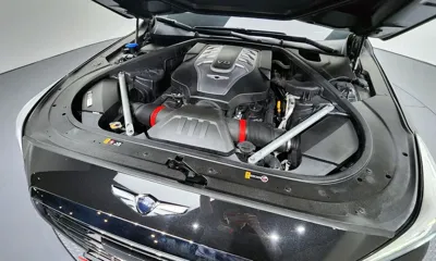 Genesis EQ900