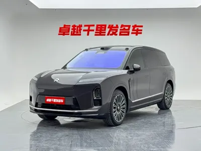 Nio ES8