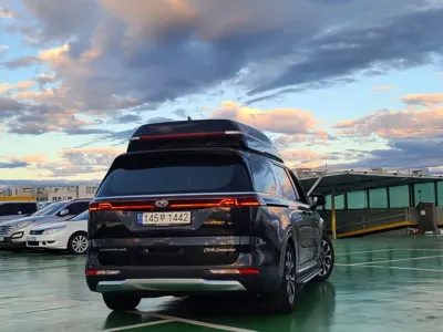 Kia Canival