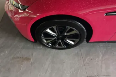 Xpeng P7