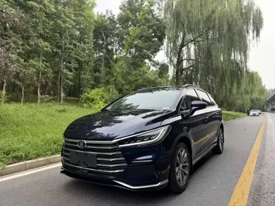 BYD MAX