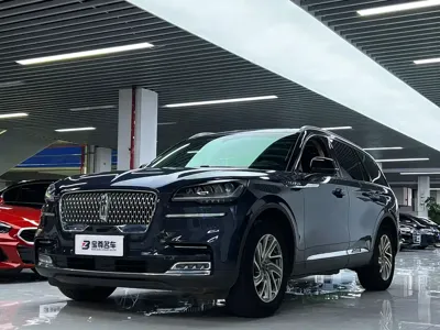 Lincoln Aviator