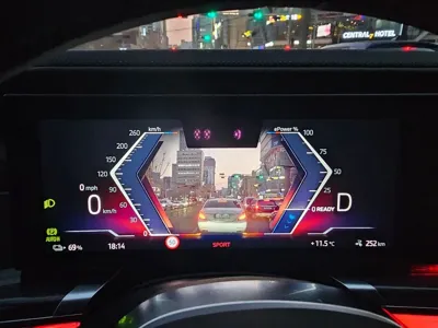 BMW i7