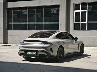 Xiaomi SU7