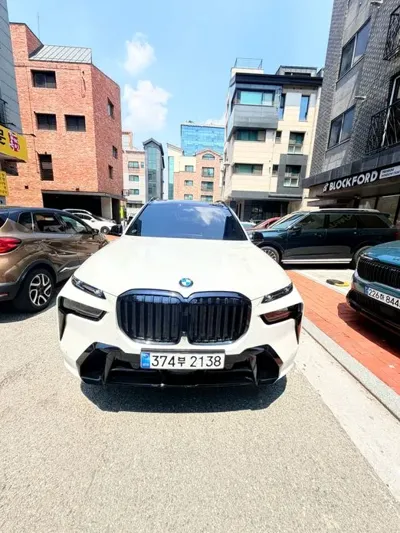 BMW X7