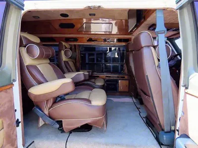 Dodge Ram Van