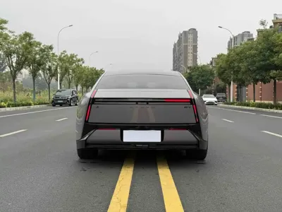Xpeng P7