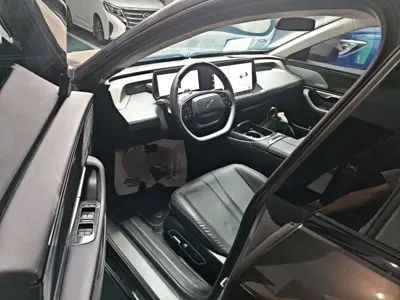 Xpeng P7