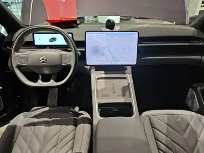 Nio EC6