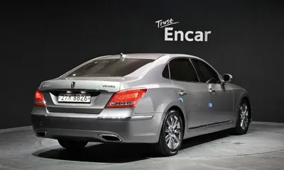 Hyundai Equus