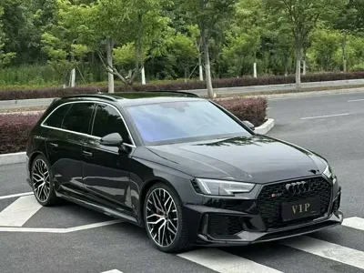 Audi RS 4