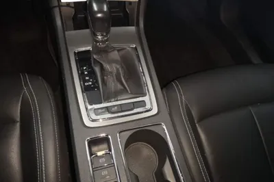 Roewe i6