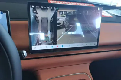 Leapmotor C10