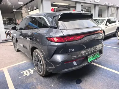 BYD 唐L